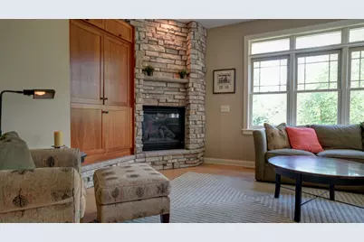 6065 Seamans Drive, Shorewood, MN 55331 - Photo 7