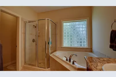 6065 Seamans Drive, Shorewood, MN 55331 - Photo 23