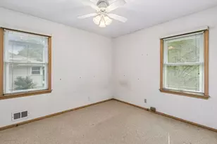 7105 W 23rd St, Saint Louis Park, MN 55426 - Photo 15