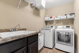 617 Eastgate Pkwy, Mahtomedi, MN 55115 - Photo 31