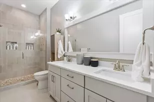 16377 Glory Ln, Eden Prairie, MN 55344 - Photo 19
