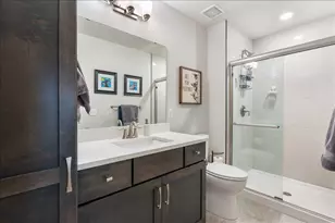 16377 Glory Ln, Eden Prairie, MN 55344 - Photo 33