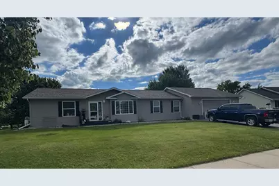 228 Plum Run, Le Sueur, MN 56058 - Photo 1