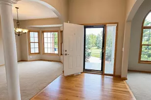 9756 211th St W, Lakeville, MN 55044 - Photo 7
