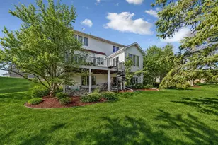 9756 211th St W, Lakeville, MN 55044 - Photo 3
