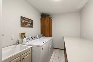 4900 Larson Rd, Shoreview, MN 55126 - Photo 25