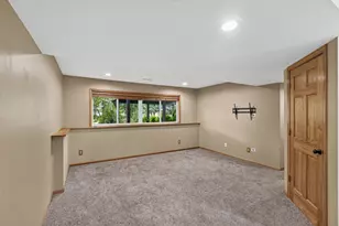 932 E Orchard St, Belle Plaine, MN 56011 - Photo 17