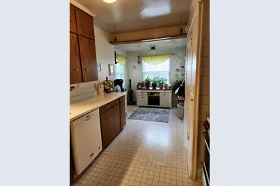 610 Trott Avenue SW, Willmar, MN 56201 - Photo 15