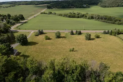 238 County Road Ss, River Falls, WI 54022 - Photo 9