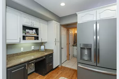 1008 Southern Woods Place SW, Rochester, MN 55902 - Photo 5