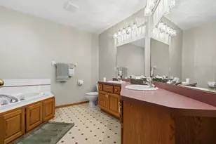 1432 Cloud Dr NE, Blaine, MN 55449 - Photo 27