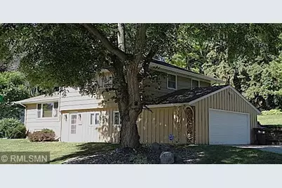 1627 Deerwood Drive, South Saint Paul, MN 55075 - Photo 3