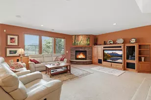 22720 Sweeney Ln, Lakeville, MN 55044 - Photo 43
