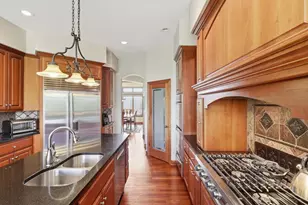 22720 Sweeney Ln, Lakeville, MN 55044 - Photo 19
