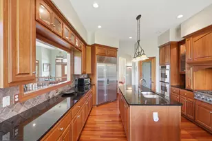 22720 Sweeney Ln, Lakeville, MN 55044 - Photo 19