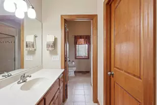 22720 Sweeney Ln, Lakeville, MN 55044 - Photo 35