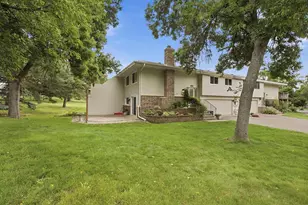 12095 71st Pl N, Maple Grove, MN 55369 - Photo 3