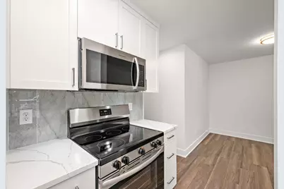 2800 Hamline Avenue N #332, Roseville, MN 55113 - Photo 17