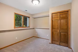 1941 Berkshire Dr, Eagan, MN 55122 - Photo 9