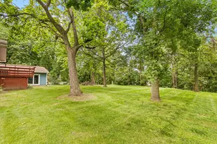 1390 Rainier Ln, Eagan, MN 55121 - Photo 5