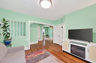 517 Sidney St E, Saint Paul, MN 55107 - Photo 7