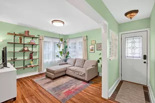 517 Sidney St E, Saint Paul, MN 55107 - Photo 9