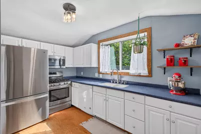 517 Sidney Street E, Saint Paul, MN 55107 - Photo 15