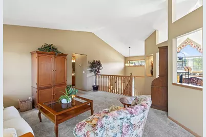 893 Marnie Circle S, Maplewood, MN 55119 - Photo 9