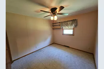 507 S Elm Street, Lamberton, MN 56152 - Photo 15
