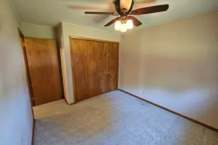 507 S Elm St, Lamberton, MN 56152 - Photo 15