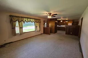 507 S Elm St, Lamberton, MN 56152 - Photo 11