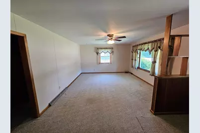 507 S Elm Street, Lamberton, MN 56152 - Photo 9