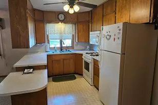 507 S Elm St, Lamberton, MN 56152 - Photo 5