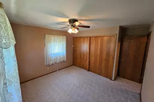 507 S Elm St, Lamberton, MN 56152 - Photo 13