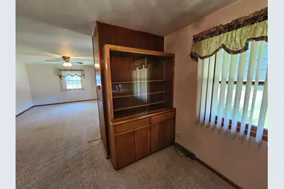 507 S Elm Street, Lamberton, MN 56152 - Photo 9