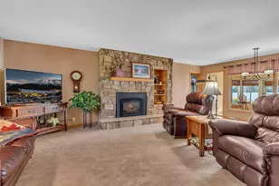 2305 NE Country Club Dr, Willmar, MN 56201 - Photo 33