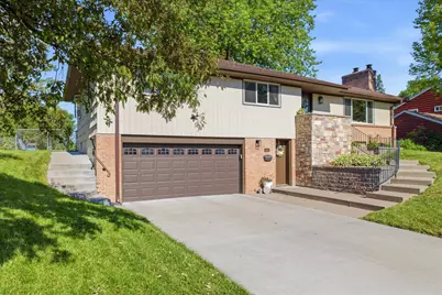 3404 Skycroft Drive, Saint Anthony, MN 55418 - Photo 3