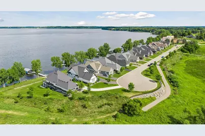 161 Lakeshore Circle, Waconia, MN 55387 - Photo 5