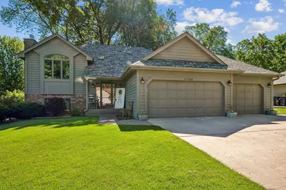 17160 Hamilton Drive, Lakeville, MN 55044 - Photo 3