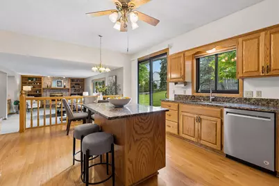 8641 Terraceview Lane N, Maple Grove, MN 55311 - Photo 9