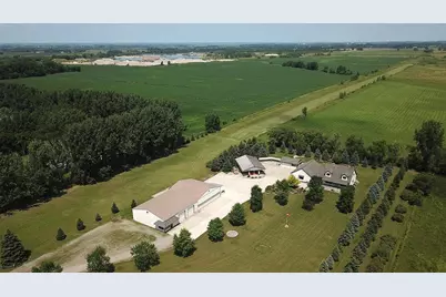 18000 Us-10 Highway, Hawley, MN 56549 - Photo 1