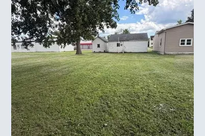 522 E 2nd Street N, Truman, MN 56088 - Photo 15
