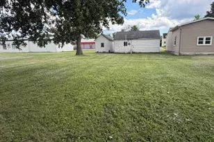522 E 2nd St N, Truman, MN 56088 - Photo 15