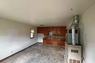 522 E 2nd St N, Truman, MN 56088 - Photo 5