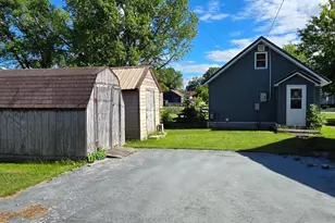 810 9th St, International Falls, MN 56649 - Photo 3