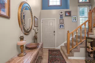 8133 Curtis Ln, Eden Prairie, MN 55347 - Photo 15