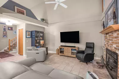 8133 Curtis Lane, Eden Prairie, MN 55347 - Photo 7