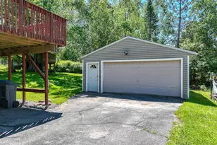 128 Hubbell St, Duluth, MN 55803 - Photo 31