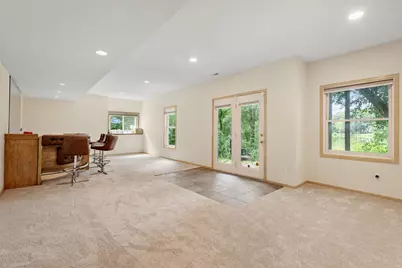 547 Abbey Way, Mendota Heights, MN 55120 - Photo 49