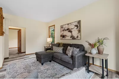 547 Abbey Way, Mendota Heights, MN 55120 - Photo 9